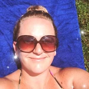 Meet your Posher, Crista